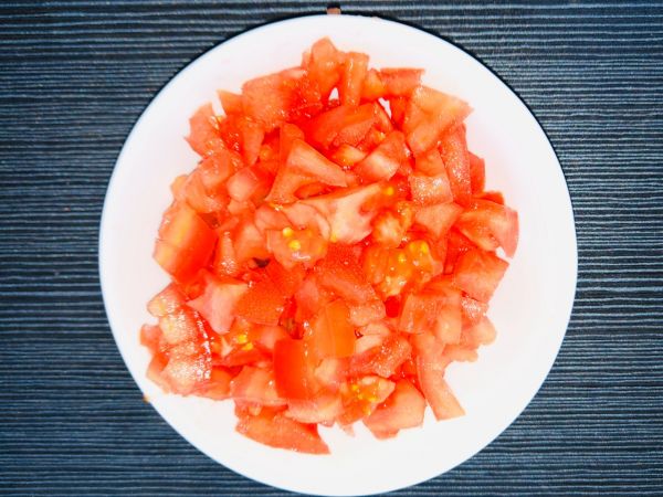 茄汁酸辣巴沙鱼汤