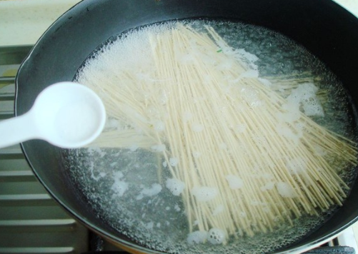 炒热干面的家常做法有哪些