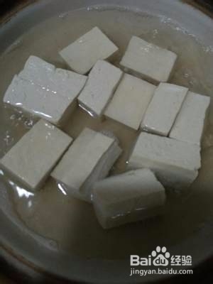 如何做出好吃腐竹嫩肉豆腐煲