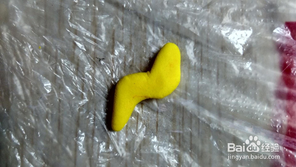 用彩泥捏皮卡丘教程