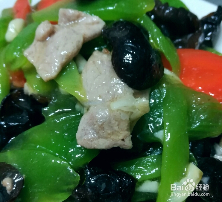 吃不胖的木耳莴笋炒肉片