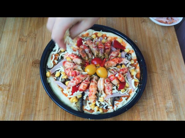 麻辣小龙虾披萨