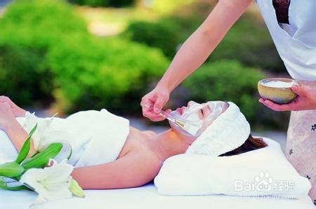 如何制作祛痘排毒的面膜?