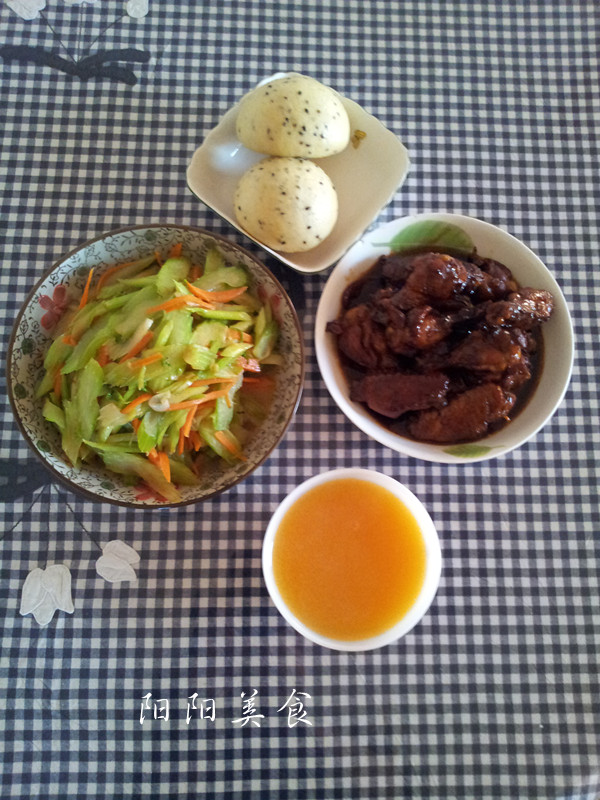 黑芝麻玉米面馒头