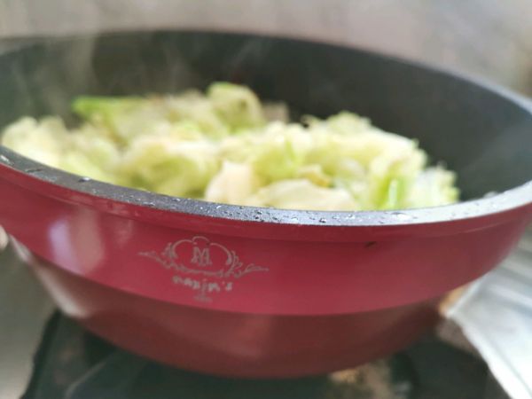 清爽下饭手撕包菜