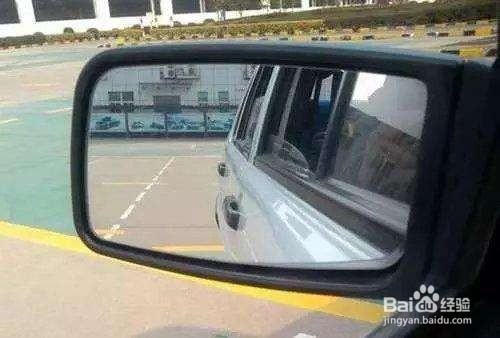 小车和皮卡驾考科目二倒车入库及微调入库