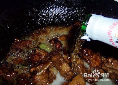 如何做出好吃的香辣啤酒鸭