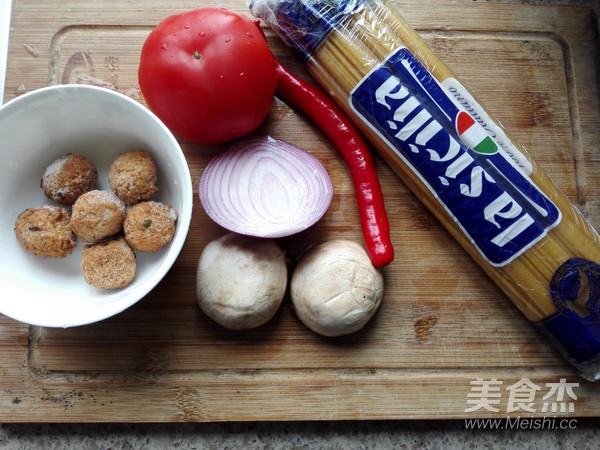 茄汁肉丸意面