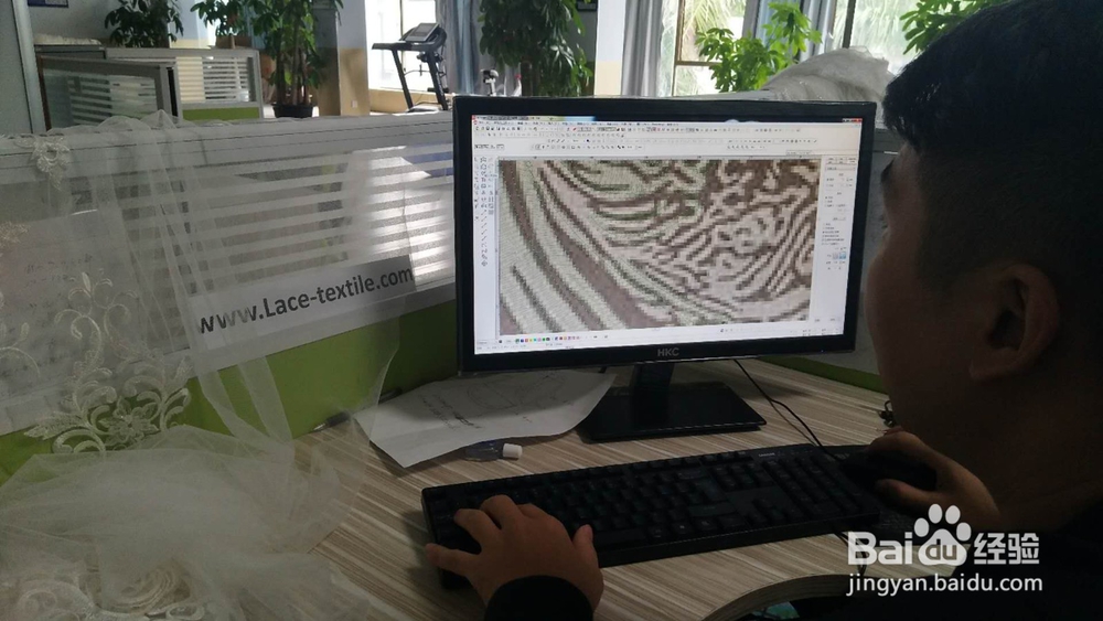 婚纱面料-电脑绣花面料生产流程