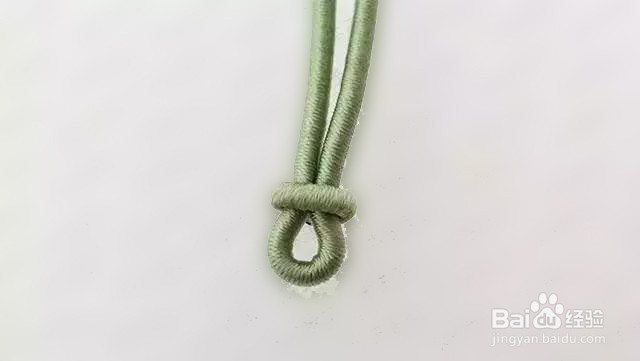 今天教大家做一款项链绳吊坠