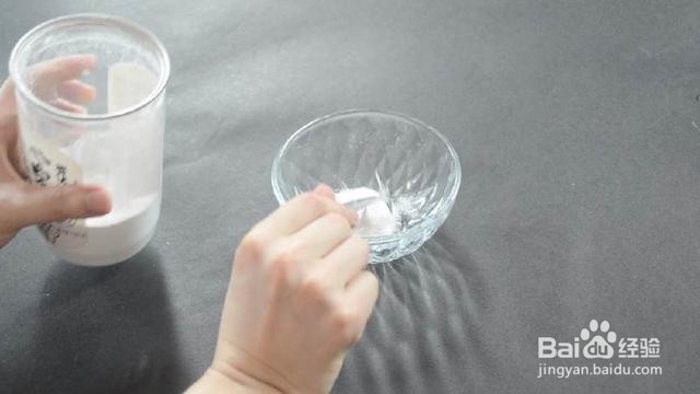 怎么刷鞋子干净又白