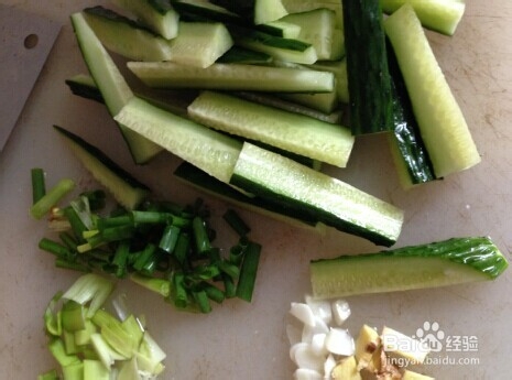 黄瓜鸡蛋汤的做法