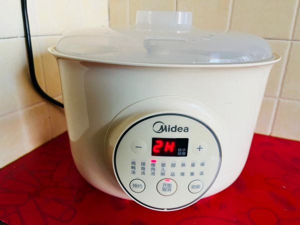 石斛西洋参瘦肉汤