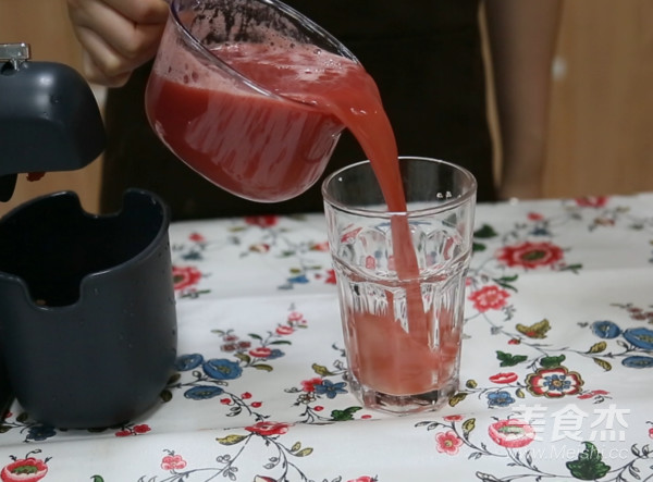 西瓜葡萄汁的做法