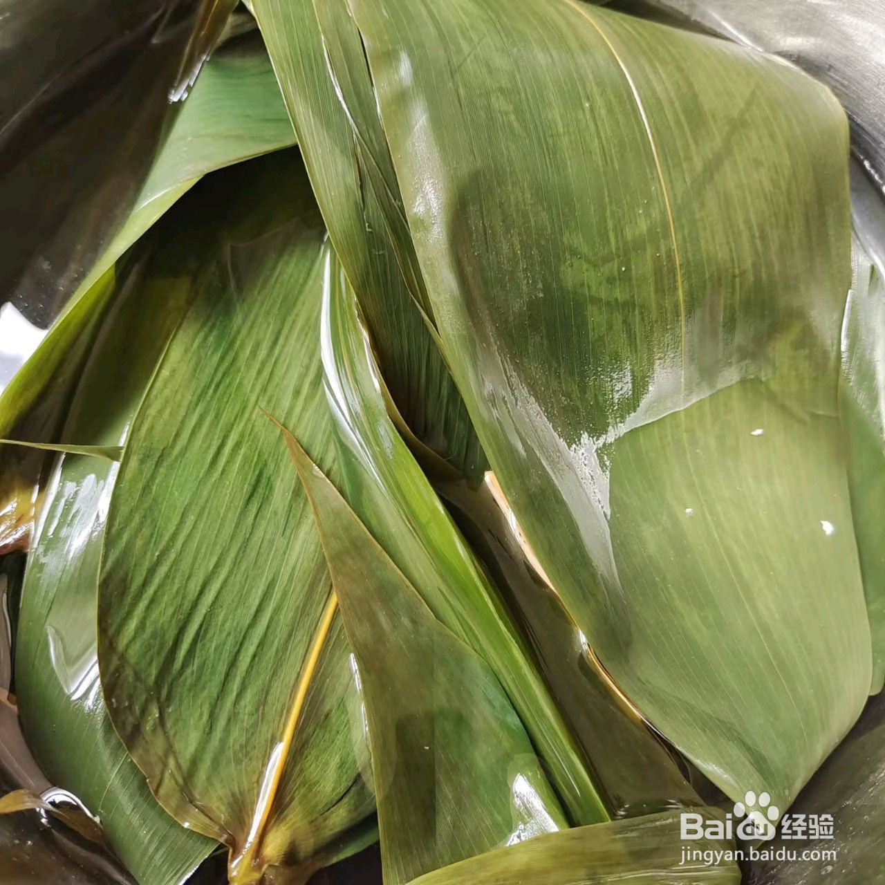 大黄米红豆蜜枣粽的做法