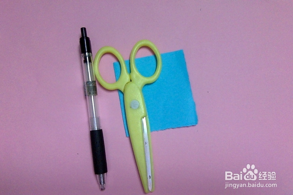 手工剪纸小猪怎么剪简单亲子互动游戏小猪的剪法