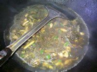 雪菜焖面的做法