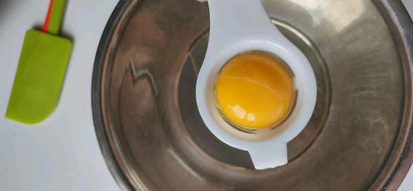 生日蛋糕配6寸戚风蛋糕配方