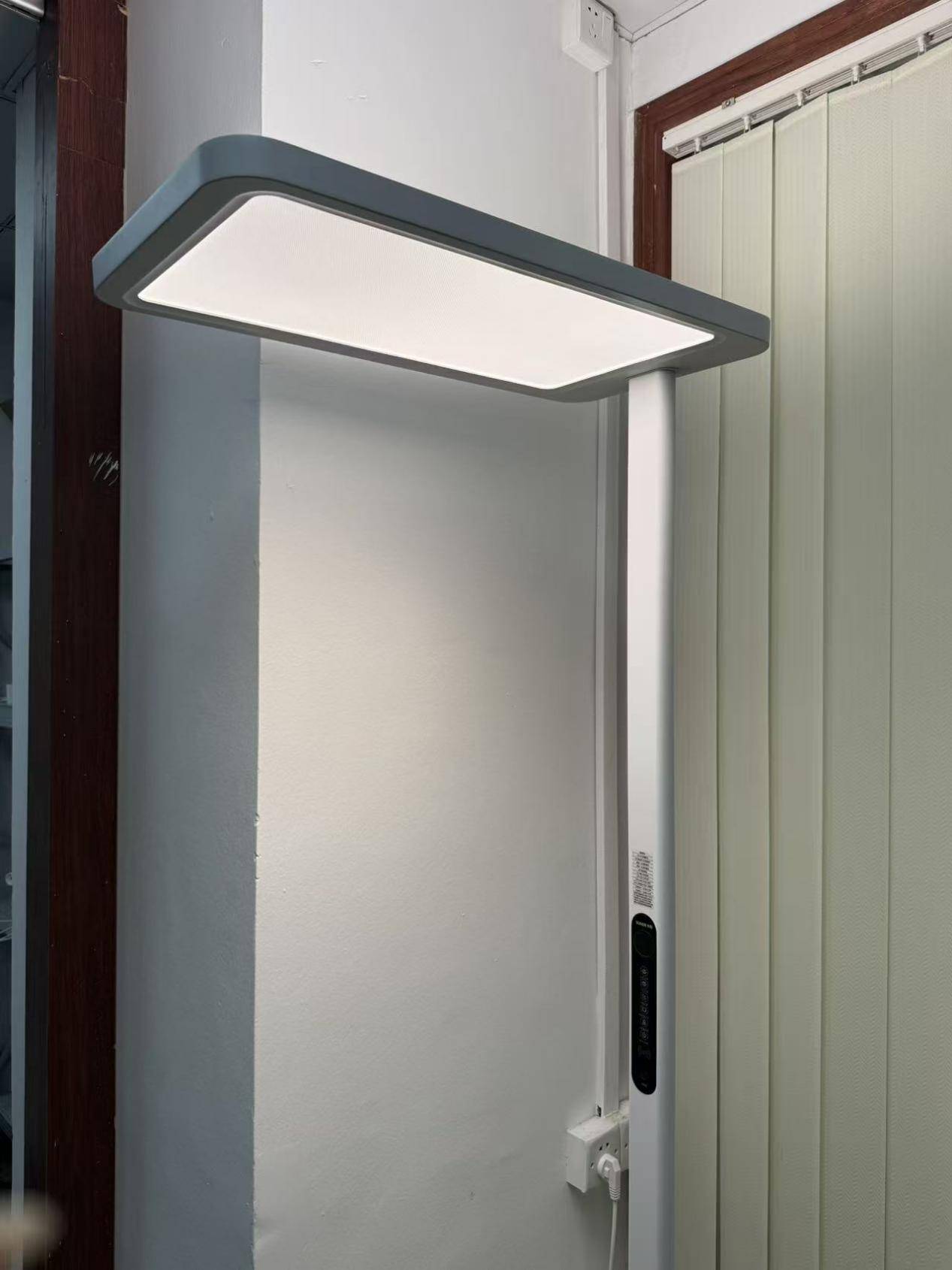 什么牌子的落地灯对孩子视力好?专业护眼落地灯分享,超高性价比