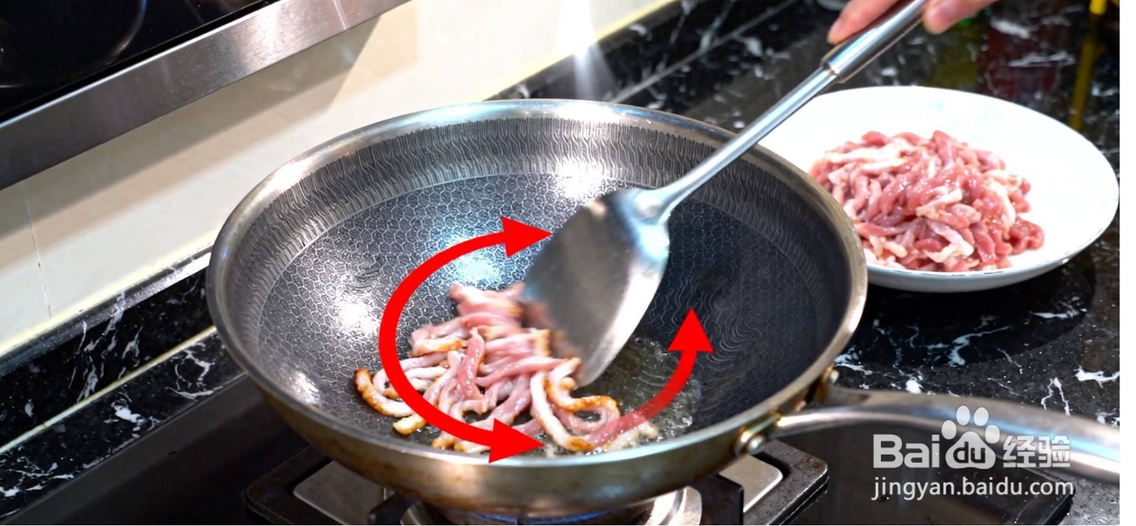 青椒肉丝简单做法:快手家常菜,10 分钟出锅