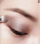 男生学化妆，以后工资怎么样？