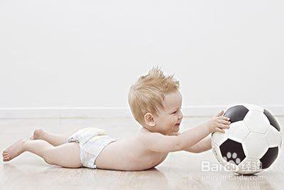 适合8个月左右宝宝的亲子游戏有哪些？