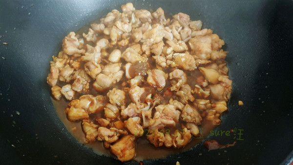 蒜辣酱肉苦瓜丁