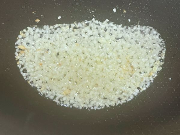 蒜蓉粉丝蒸鱿鱼