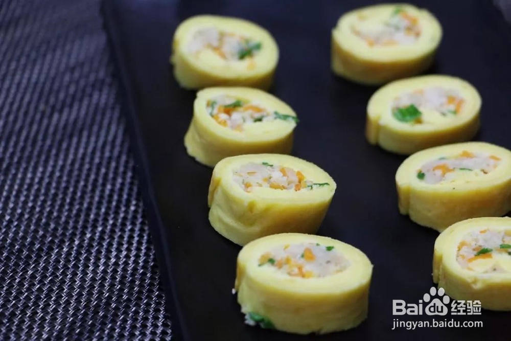 浓郁的蛋香，胡萝卜瘦肉鸡蛋卷