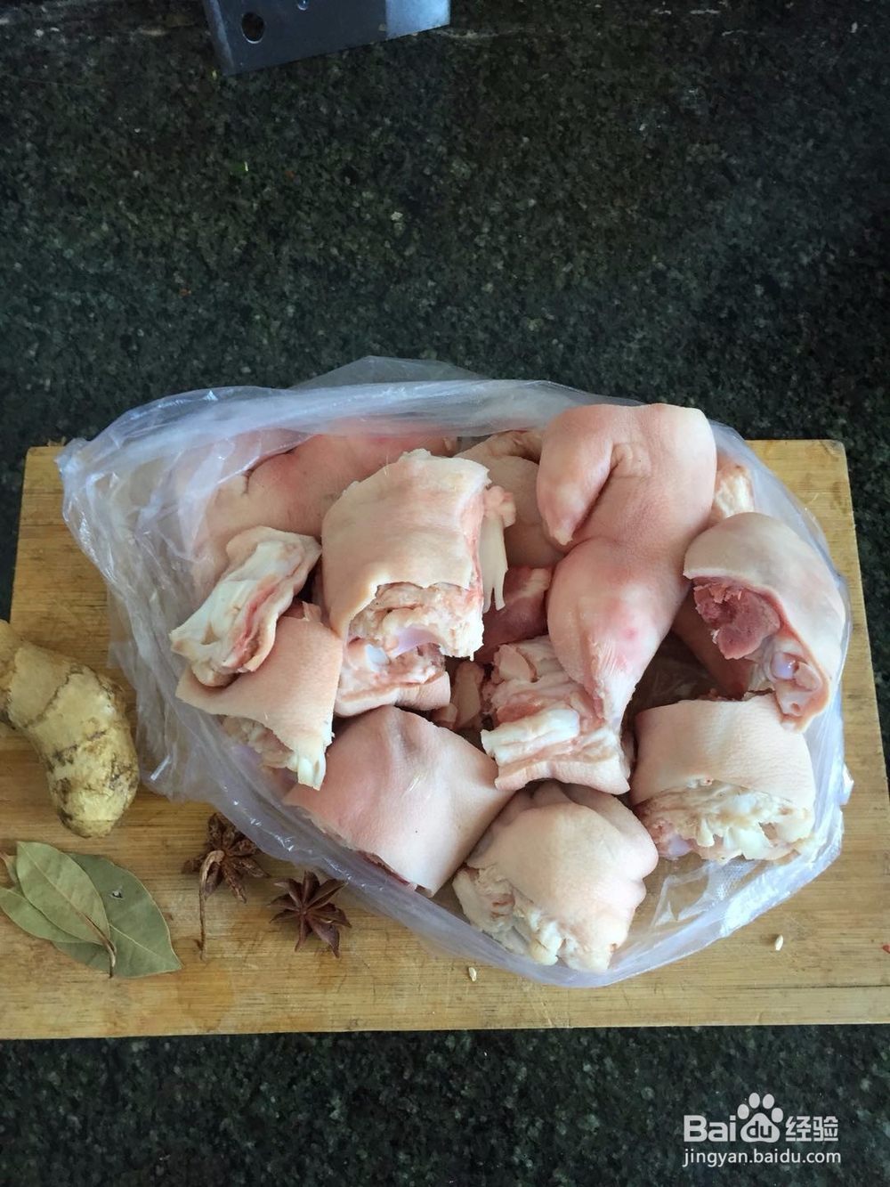 电饭煲卤猪蹄的做法