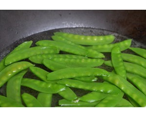 双食荷兰豆的做法