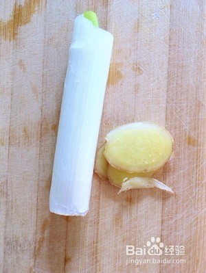 豉油鸡腿(酱油鸡腿)-改良版,非正宗!