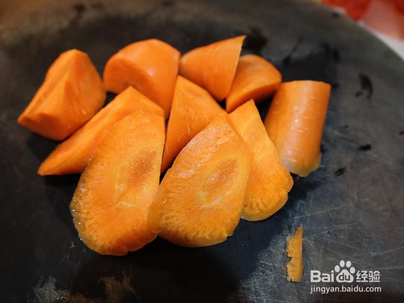 广式红焖带皮羊肉的做法