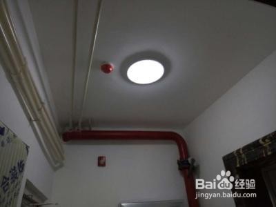 楼道声控灯不亮怎么修