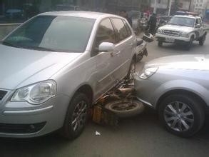 发生交通事故 我们应该如何应对