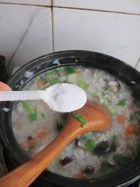 如何煮杂疏瘦肉粥