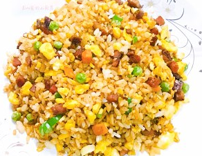 酸笋腊肠蛋炒饭