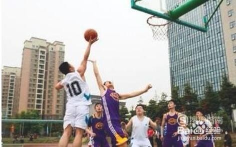 篮球比赛如何打好全场?来看一下