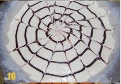 有花纹的日式轻乳酪蛋糕