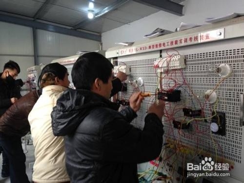 为什么大学生不做技术工人岗位？