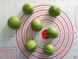 如何制作金沙奶黄软欧包