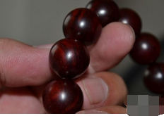 怎么盘小叶紫檀(小叶紫檀的盘玩方法)