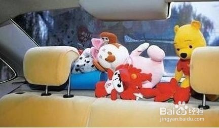 车上可以放玩偶吗