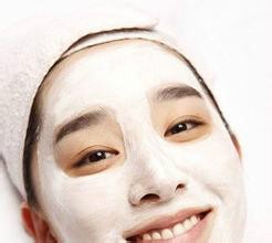 如何用普通面膜做出高档面膜的效果