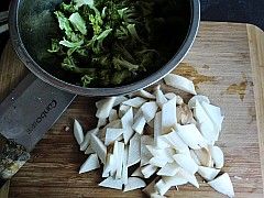 鲍汁兰花杏鲍菇