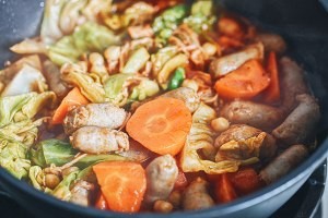 鹰嘴豆香肠茄汁炖菜的美味做法
