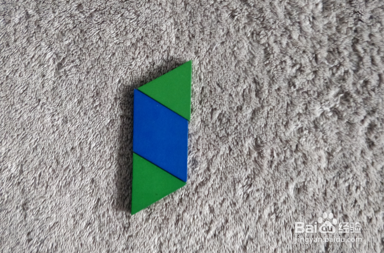 用蒙氏积木怎样拼一条吐芯子的蛇？