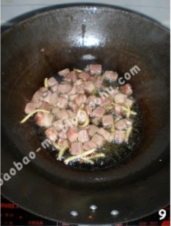 甜蒜肉丁烧茄龙