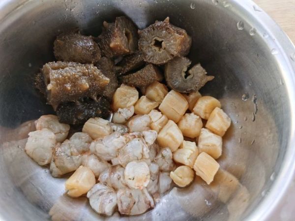 西红柿海鲜疙瘩汤