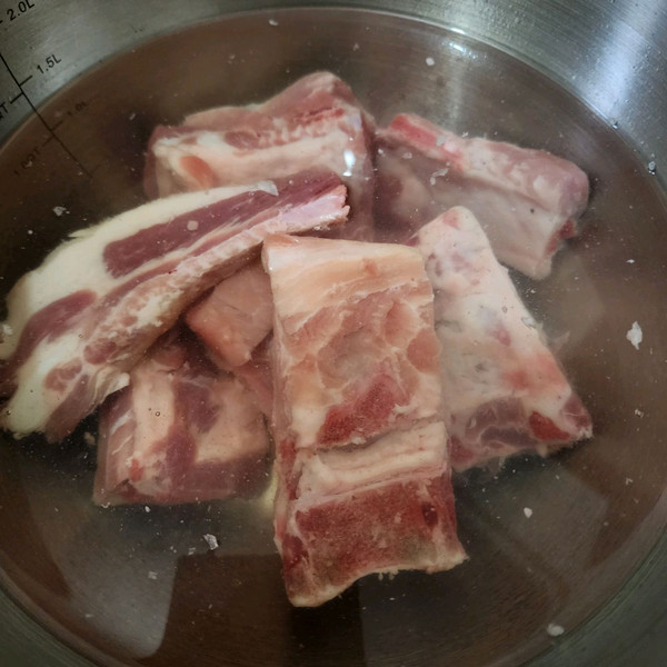 清热解暑苦瓜煲